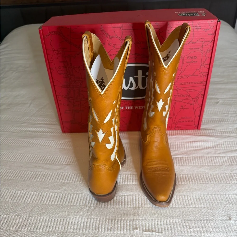 Justin Boots Brown and White Women's Western Genuine Leather Boots Size 9B - Picture 4 of 14